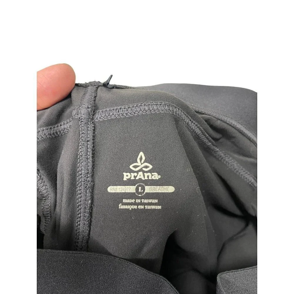 Prana used black
